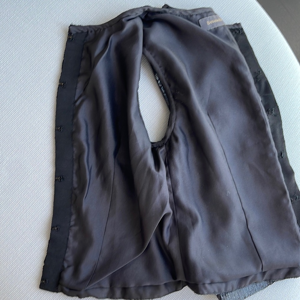 Vintage Grey Sequin Vest - Picture 2 of 4
